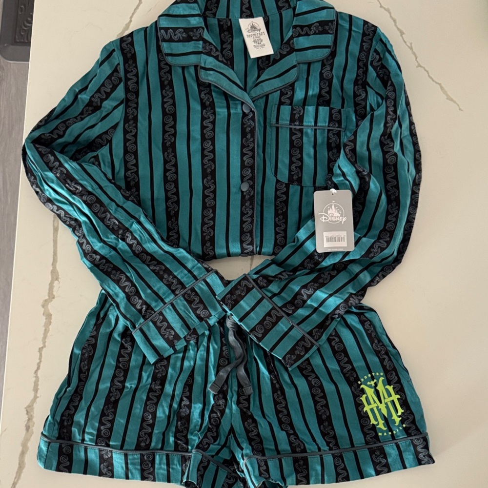 Disney Haunted Mansion Long Sleeve Button Down with Shorts Pajama Set XS NWT